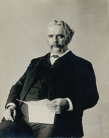 220px-WilliamJohnMcGee_1900_Smithsonian02861200