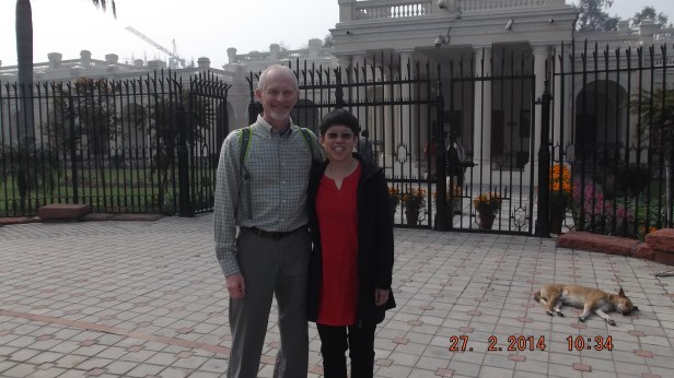 John and I stand in front of the former Viceroy’s residence at the University of Delhi (now an administrative building).  In the right background, a common scene reminds one of the term “let sleeping dogs lie”.