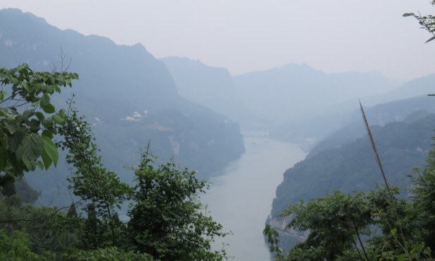 Even in the haze, the towering mountains by the Yangtze River were amazingly impressive.  