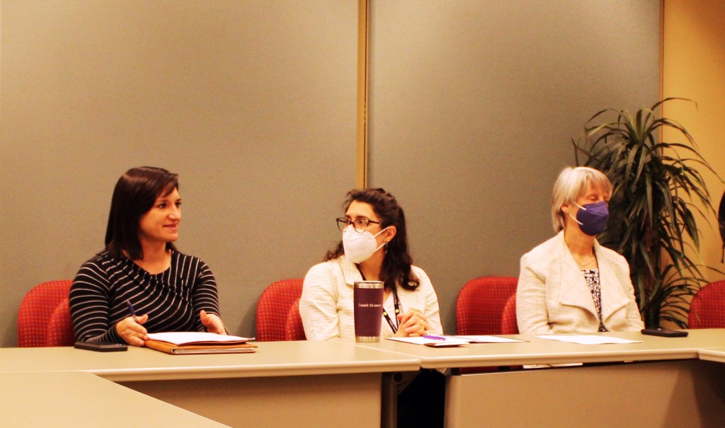 Congressional Research Service staff meet with 2023 Joint Southeastern & Northeastern Section Meeting field trip participants